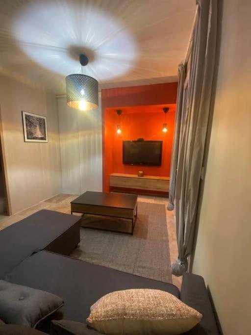 Loft Pied De Coline Au Calme Apartment Ginasservis Екстериор снимка